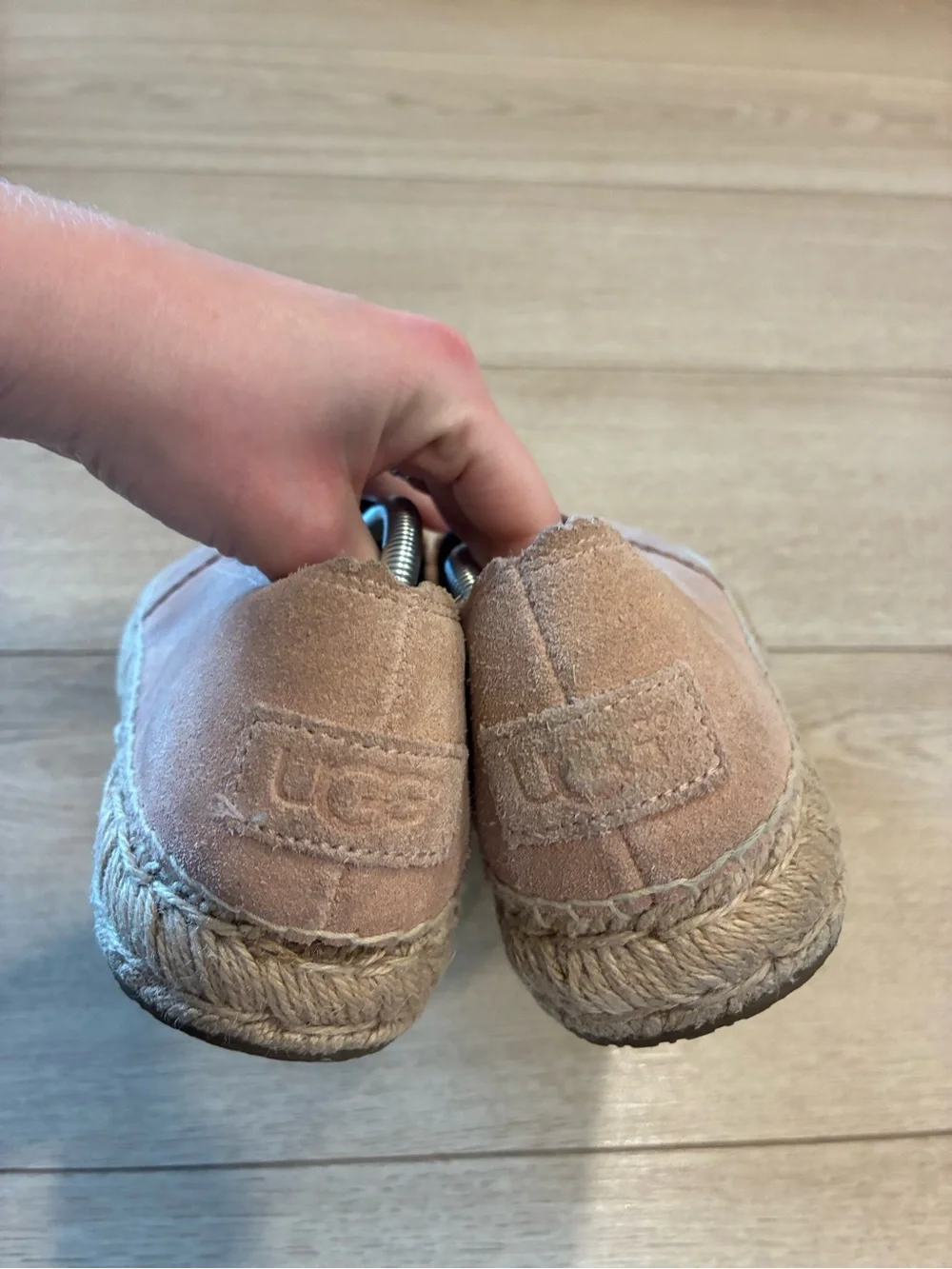 Ugg Women’s Heidi Perforated Espadrille Loafer Suede Pink Size 10